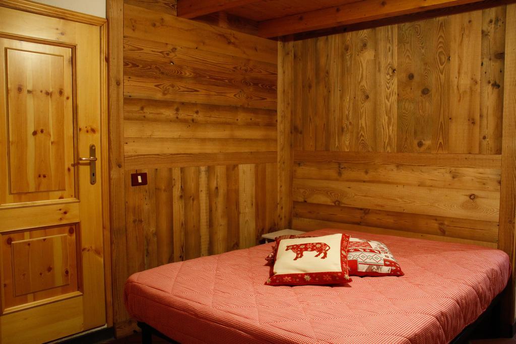 Aparthotel Casa Chamonin à Gressan Extérieur photo